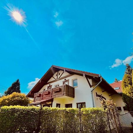 Sommer Panzio Balatonföldvár Eksteriør bilde